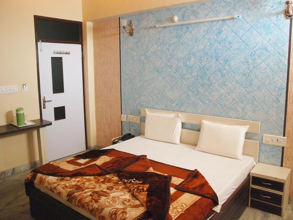 Hotel Kingdom Palace Udaipur Kamer foto